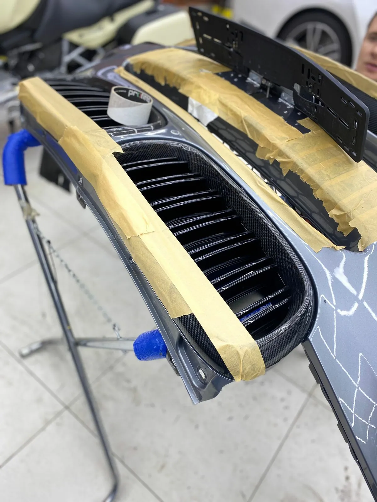 Бампер на стойке — разметка и подготовка